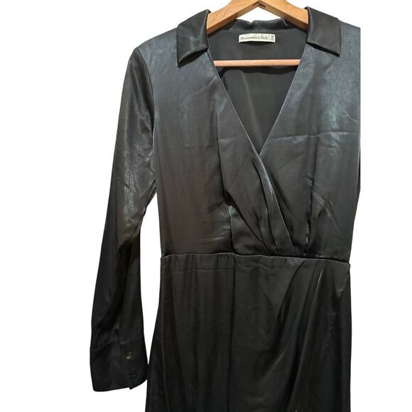 Abercrombie & Fitch Black Satin Mini Wrap Dress Size Medium - Picture 8 of 9